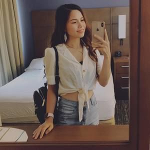 Meet your Posher, Yen